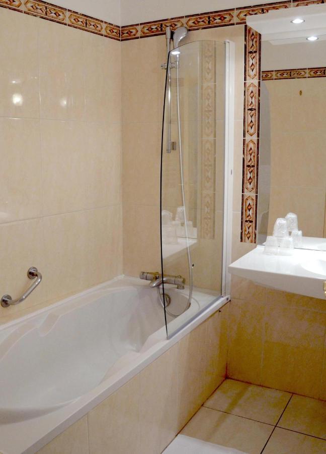 Coq Hotel Montreuil  Екстер'єр фото