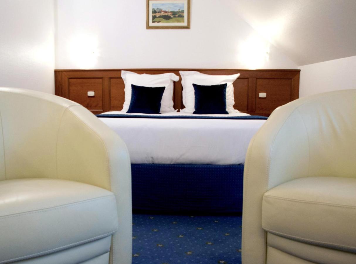 Coq Hotel Montreuil  Екстер'єр фото