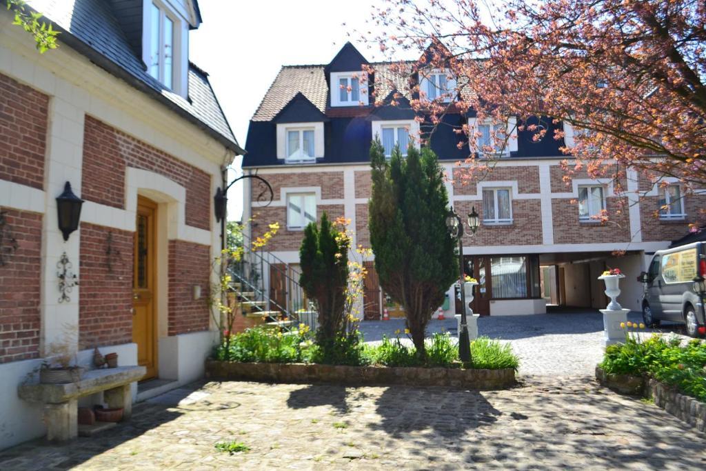Coq Hotel Montreuil  Екстер'єр фото