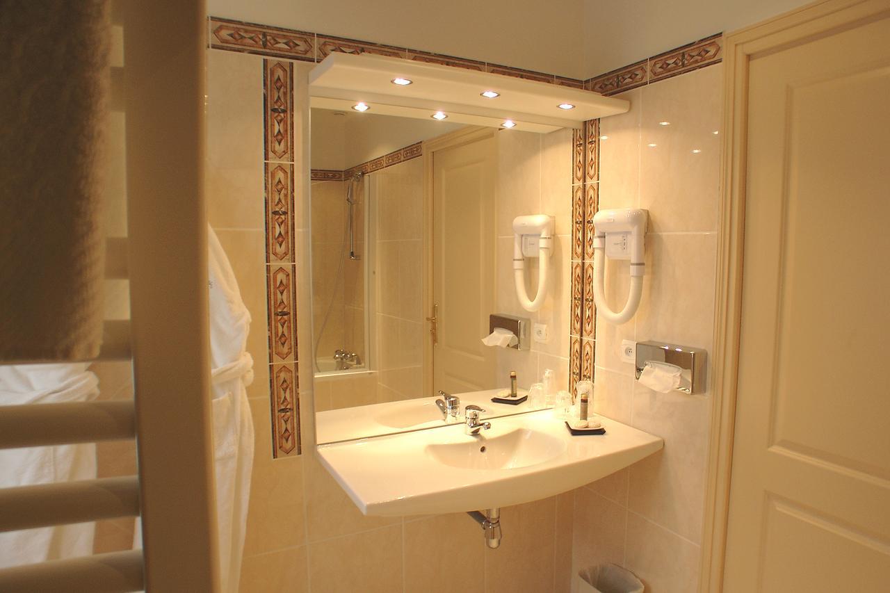 Coq Hotel Montreuil  Екстер'єр фото