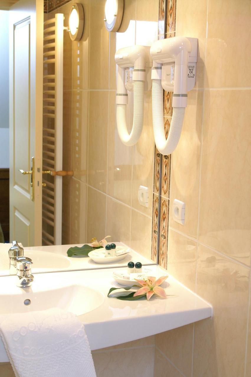 Coq Hotel Montreuil  Екстер'єр фото